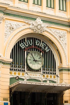 财政收支开局平稳，证券交易印花税显著增长。