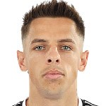 川渝德比激战正酣;3比3平局背后;是拼搏意志的生动展现。 体育新闻