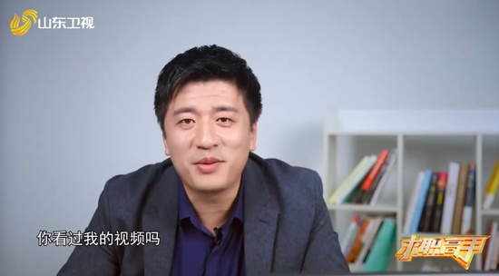  苏州教育企业发布消息；张雪峰的职业历程回顾；直率导师的影响力延续。 教育招生