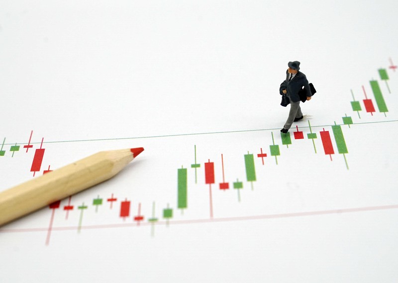 资金涌动下的风险迷局:油气ETF高溢价背后的价值重估 股票财经