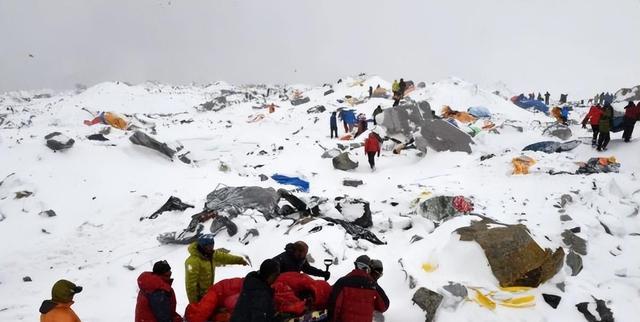 珠峰梦碎:当你信任的人亲手把你推进深渊 文化旅游