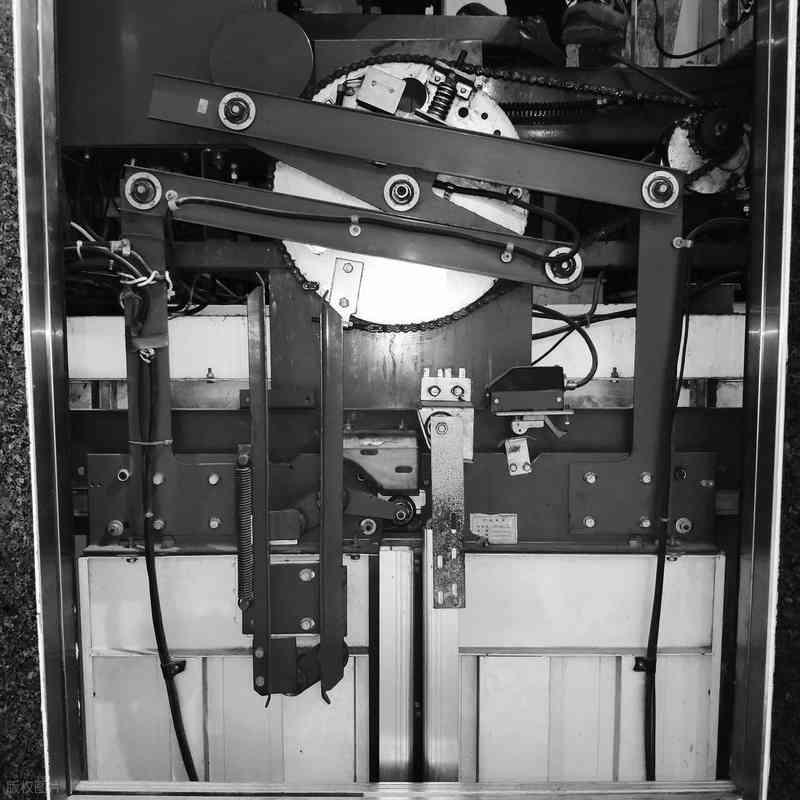  回家的路为何变得如此艰难？一位大连业主的电梯惊魂与维权指南 房产家居